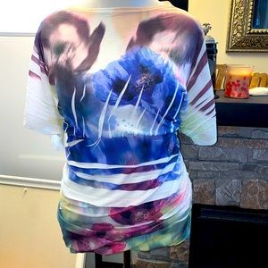 Maurices size 2 NWOT flattering top beautiful!